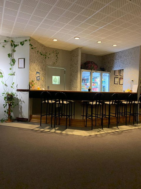 Mountain Creek Motel Bar & Restaurant - New Castle Holiday 18