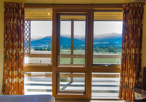 Mountain Creek Motel Bar & Restaurant - New Castle Holiday 43