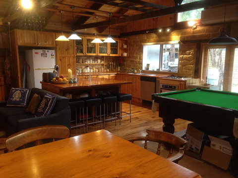 Mud Hollow Barn - New Castle Holiday 1