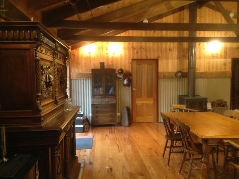 Mud Hollow Barn - New Castle Holiday 9