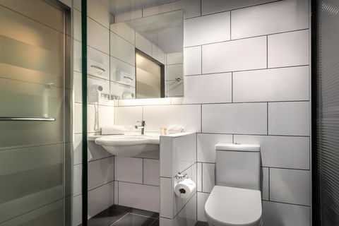 Essence Hotel Carlton - New Castle Holiday 31