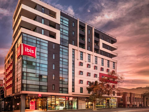 Essence Hotel Carlton - New Castle Holiday 17