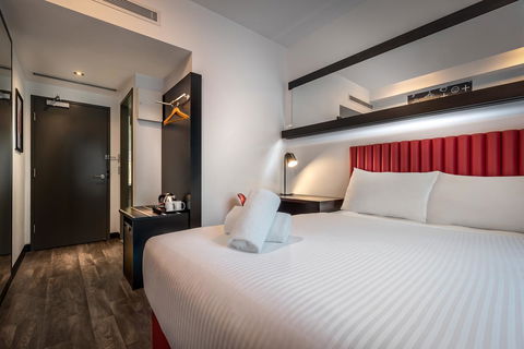 Essence Hotel Carlton - New Castle Holiday 7