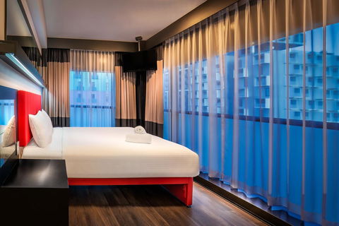 Essence Hotel Carlton - New Castle Holiday 3