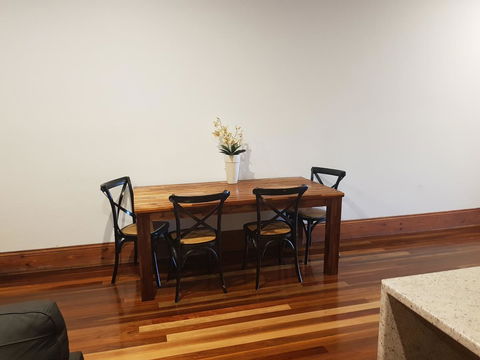 Sublime Spa Apartments - New Castle Holiday 6