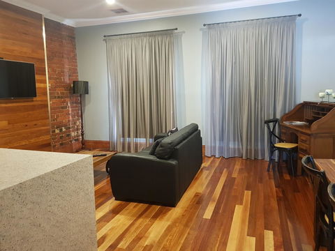 Sublime Spa Apartments - New Castle Holiday 3