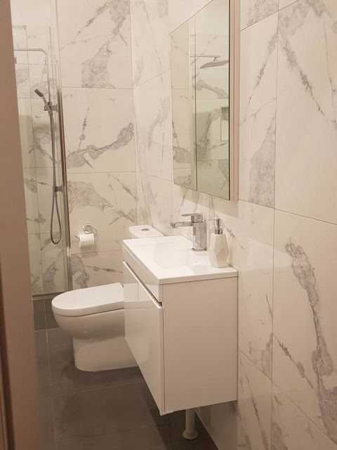 Sublime Spa Apartments - New Castle Holiday 15