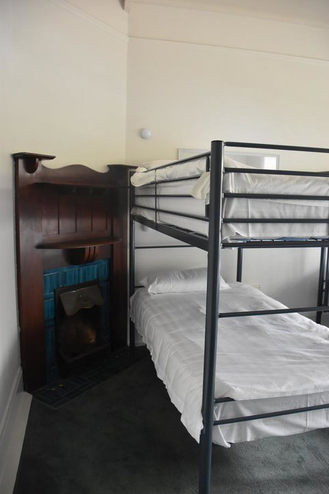 Hub Hostel - New Castle Holiday 40