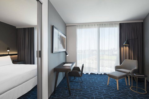 Vibe Hotel Melbourne Docklands - New Castle Holiday 37