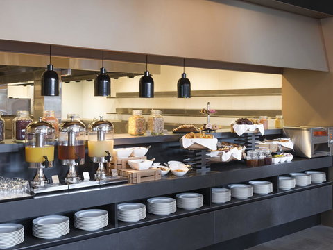 Vibe Hotel Melbourne Docklands - New Castle Holiday 18