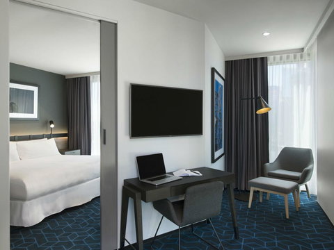 Vibe Hotel Melbourne Docklands - New Castle Holiday 12