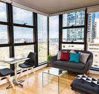 Executive stay Little Collins street - New Castle Holiday