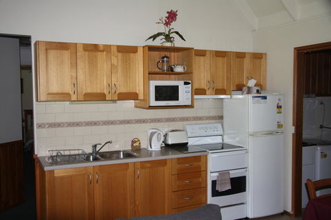 Shady Brook Cottages - New Castle Holiday 27