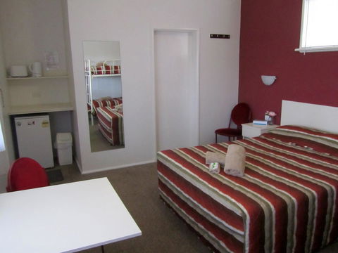 The Highlander Motel - 24HR Check In - New Castle Holiday 15