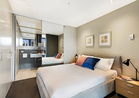 Corporate Keys - Freshwater Place - New Castle Holiday 7