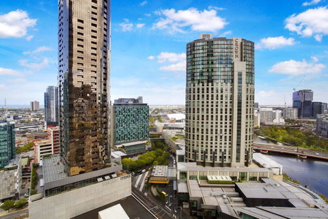 Corporate Keys - Freshwater Place - New Castle Holiday 29