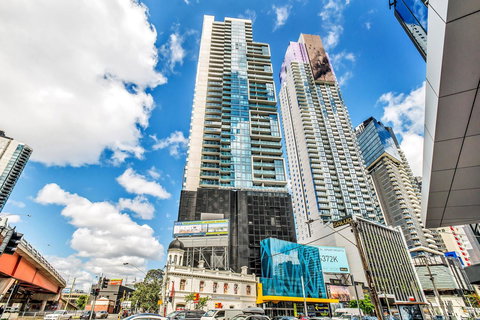 Cloud9 Luxury Apartments - New Castle Holiday 17