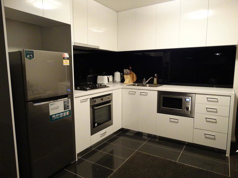 Cloud9 Luxury Apartments - New Castle Holiday 2