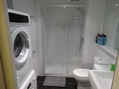 Cloud9 Luxury Apartments - New Castle Holiday 11