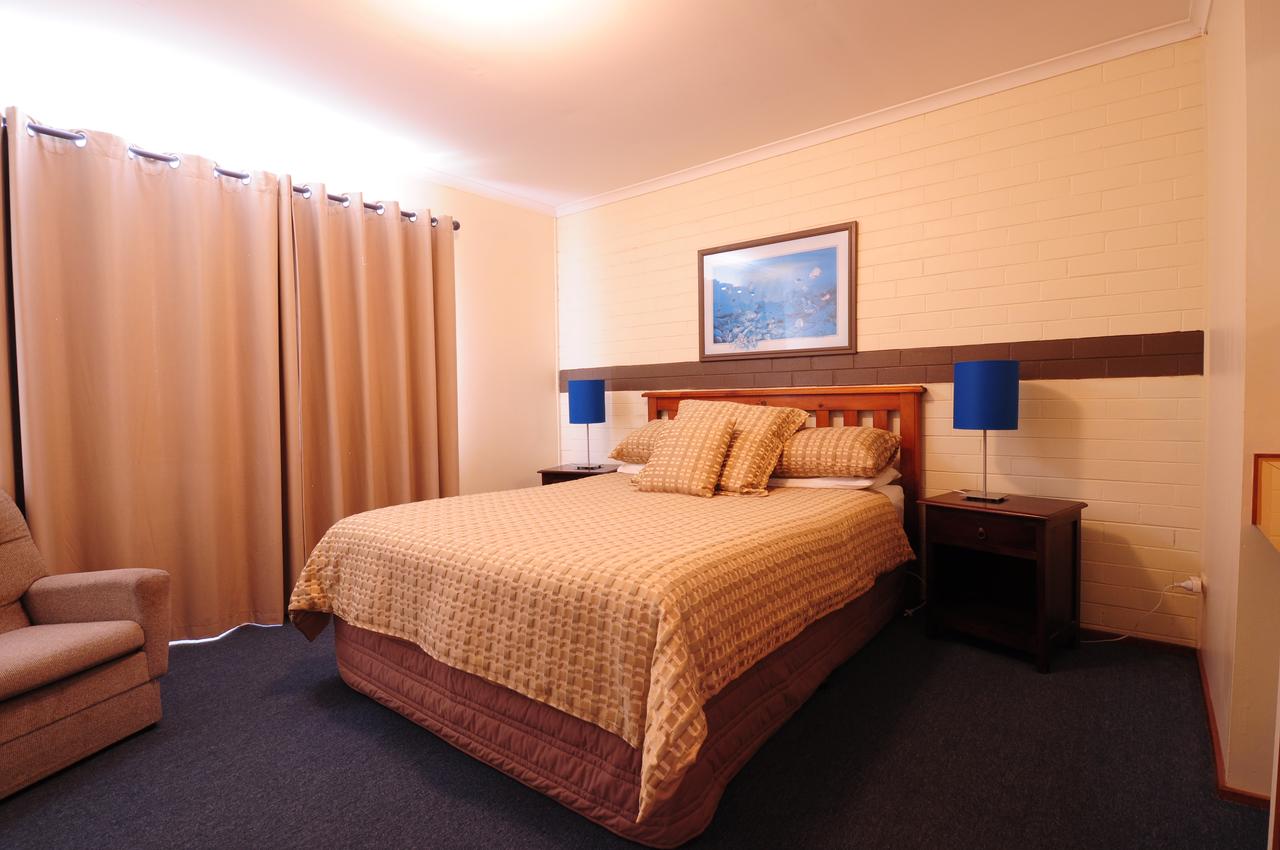 Mallacoota VIC New Castle Holiday