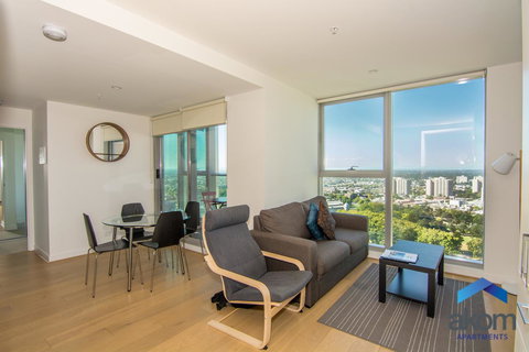 AKOM Melbourne - New Castle Holiday 6