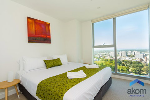 AKOM Melbourne - New Castle Holiday 16