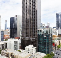 AKOM Melbourne - New Castle Holiday