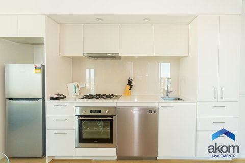 AKOM Melbourne - New Castle Holiday 9