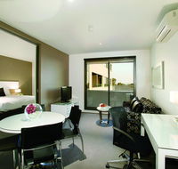 Punthill Oakleigh - New Castle Holiday