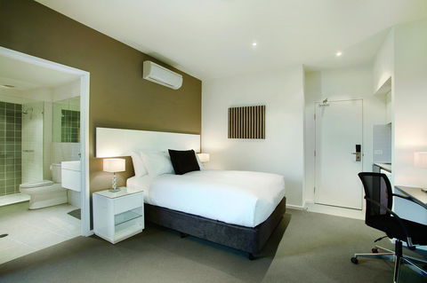 Punthill Oakleigh - New Castle Holiday 4