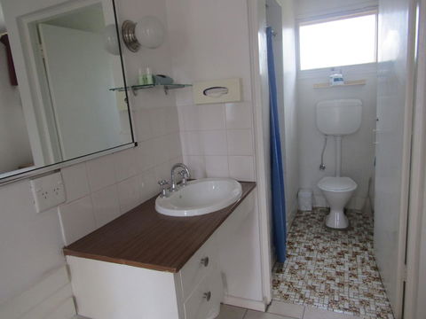 Twin City Motor Inn - New Castle Holiday 25