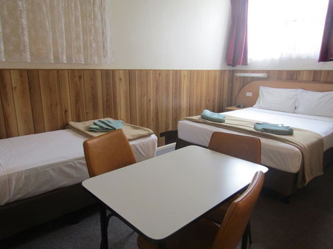 Twin City Motor Inn - New Castle Holiday 22