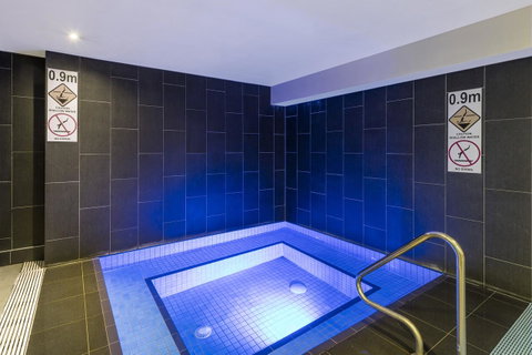 Oaks Melbourne On Market Hotel - New Castle Holiday 20
