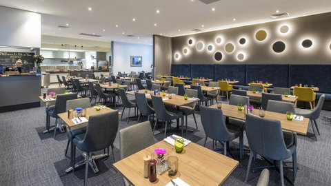 Oaks Melbourne On Market Hotel - New Castle Holiday 4