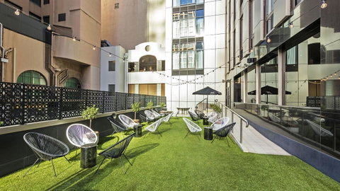 Oaks Melbourne On Market Hotel - New Castle Holiday 2