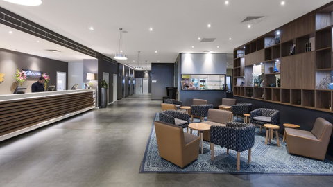 Oaks Melbourne On Market Hotel - New Castle Holiday 8