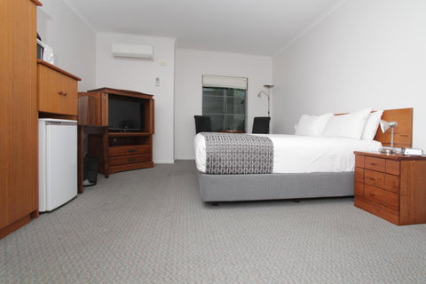 Quality Inn & Suites The Menzies - New Castle Holiday 4
