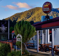 The Harrietville Snowline Hotel - New Castle Holiday