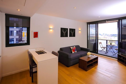 Flinders Street Apartments - New Castle Holiday 7