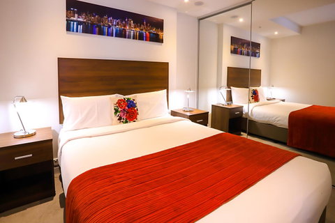 Flinders Street Apartments - New Castle Holiday 13