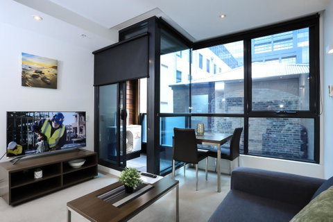 Flinders Street Apartments - New Castle Holiday 19