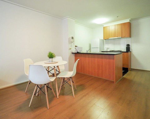 Premier Stays Melbourne - New Castle Holiday 11