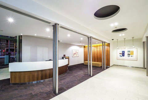 Premier Stays Melbourne - New Castle Holiday 13