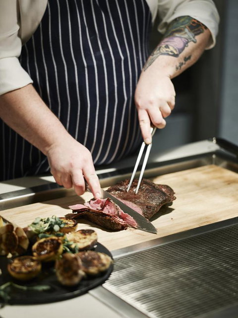 Pullman Melbourne On The Park - New Castle Holiday 28