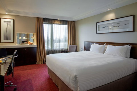 Pullman Melbourne On The Park - New Castle Holiday 2