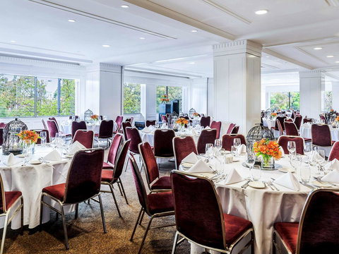 Pullman Melbourne On The Park - New Castle Holiday 40