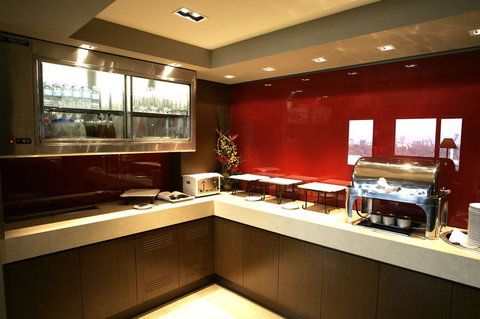 Pullman Melbourne On The Park - New Castle Holiday 33