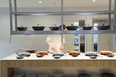 Pullman Melbourne On The Park - New Castle Holiday 18