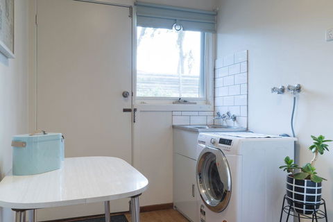 Uptown Frankston - New Castle Holiday 13