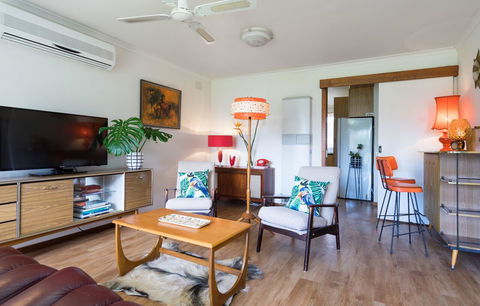 Uptown Frankston - New Castle Holiday 16